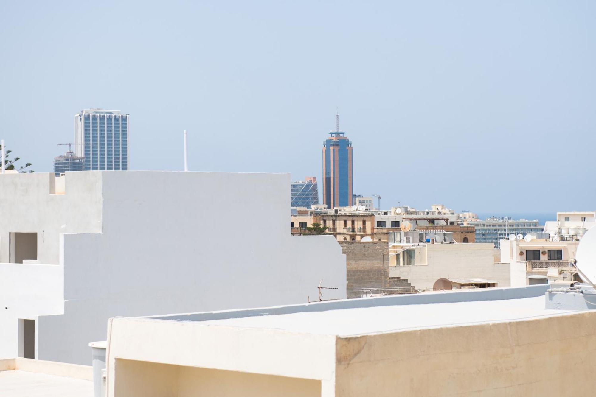 Privilege Suit Sliema Exteriör bild